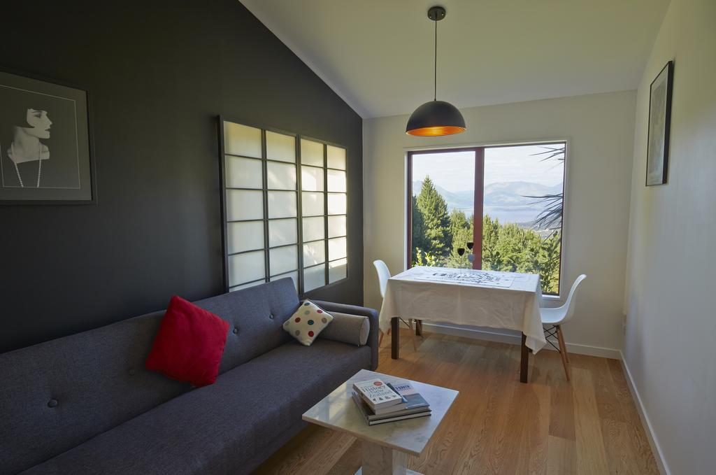 The Alpine Retreat Bed and Breakfast Κουίνσταουν Δωμάτιο φωτογραφία